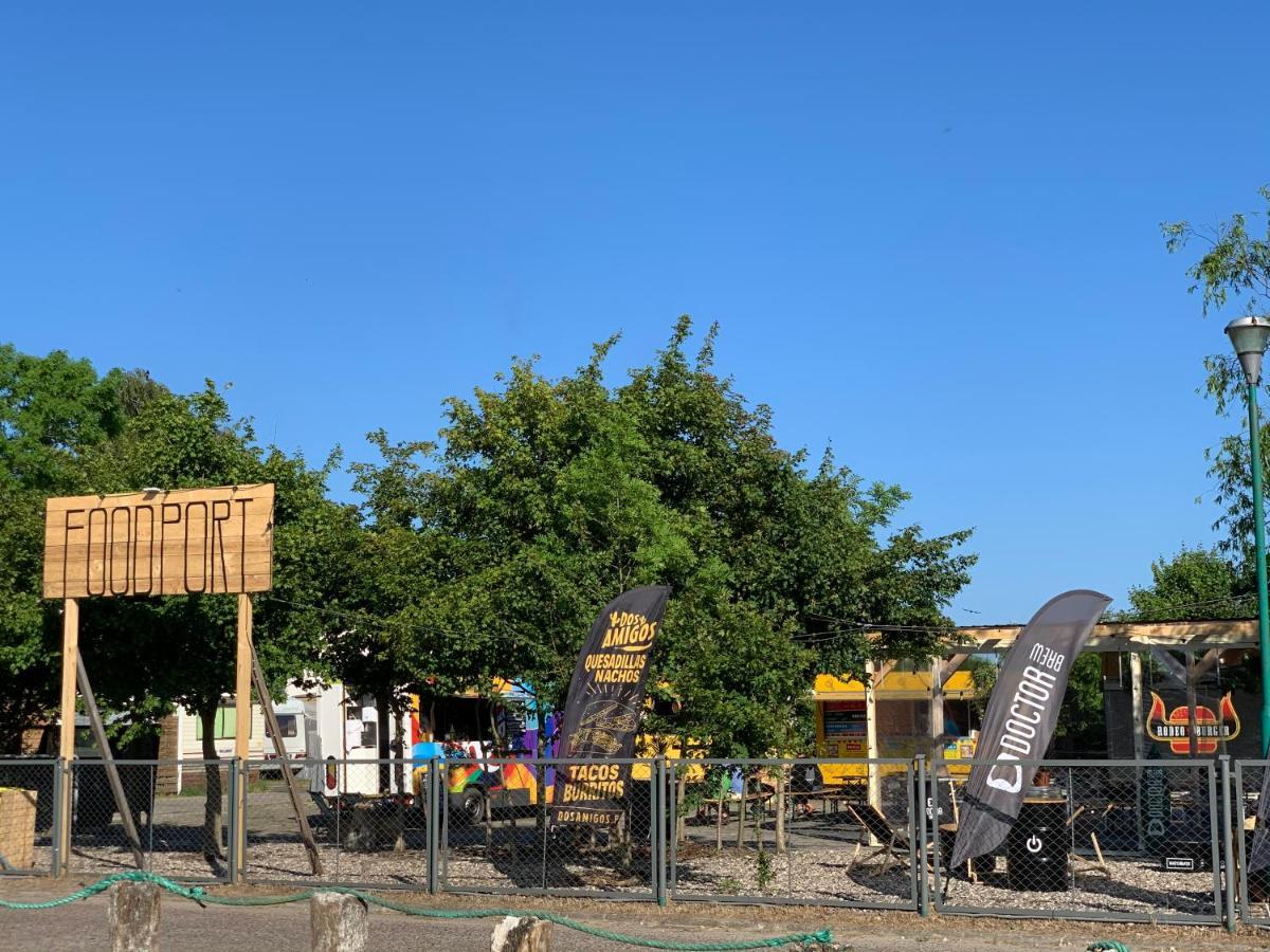 Przyczepa FOREMKI w Molo Surf Jastarnia Zewnętrze zdjęcie